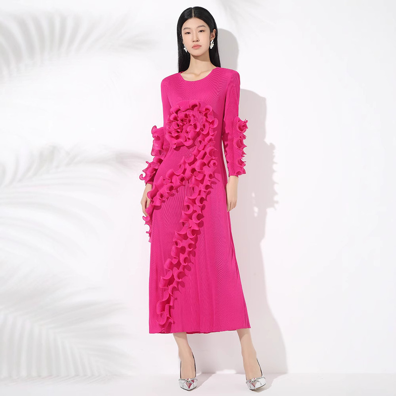 Pleated New dress 2024 Autumn and Winter Solid Color Design Round Neck Pullover Long Sleeve Elegant Western Style Dress Pleated New dress 2024 Autumn and Winter Solid Color Design Round Neck Pullover Long Sleeve Elegant Western Style Dress