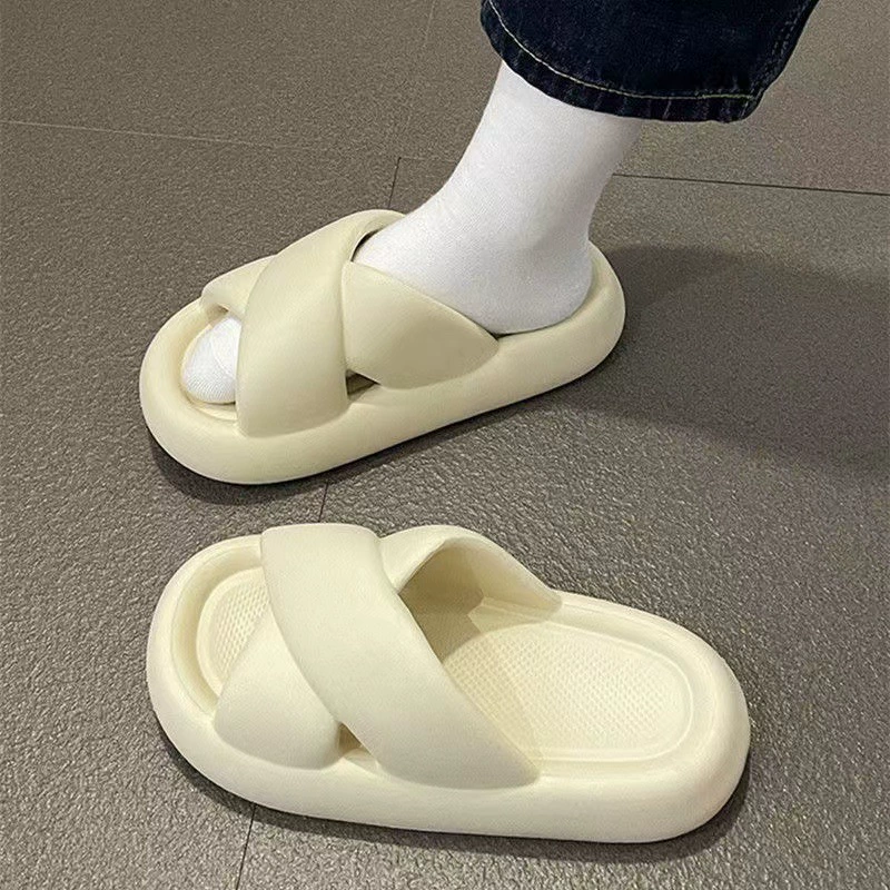 Новые женские тапочки NAIS 2024, с перекрестными ремешками, сандалии с защитой от запаха, удобные домашние тапочки на толстой подошве в стиле Chanel.