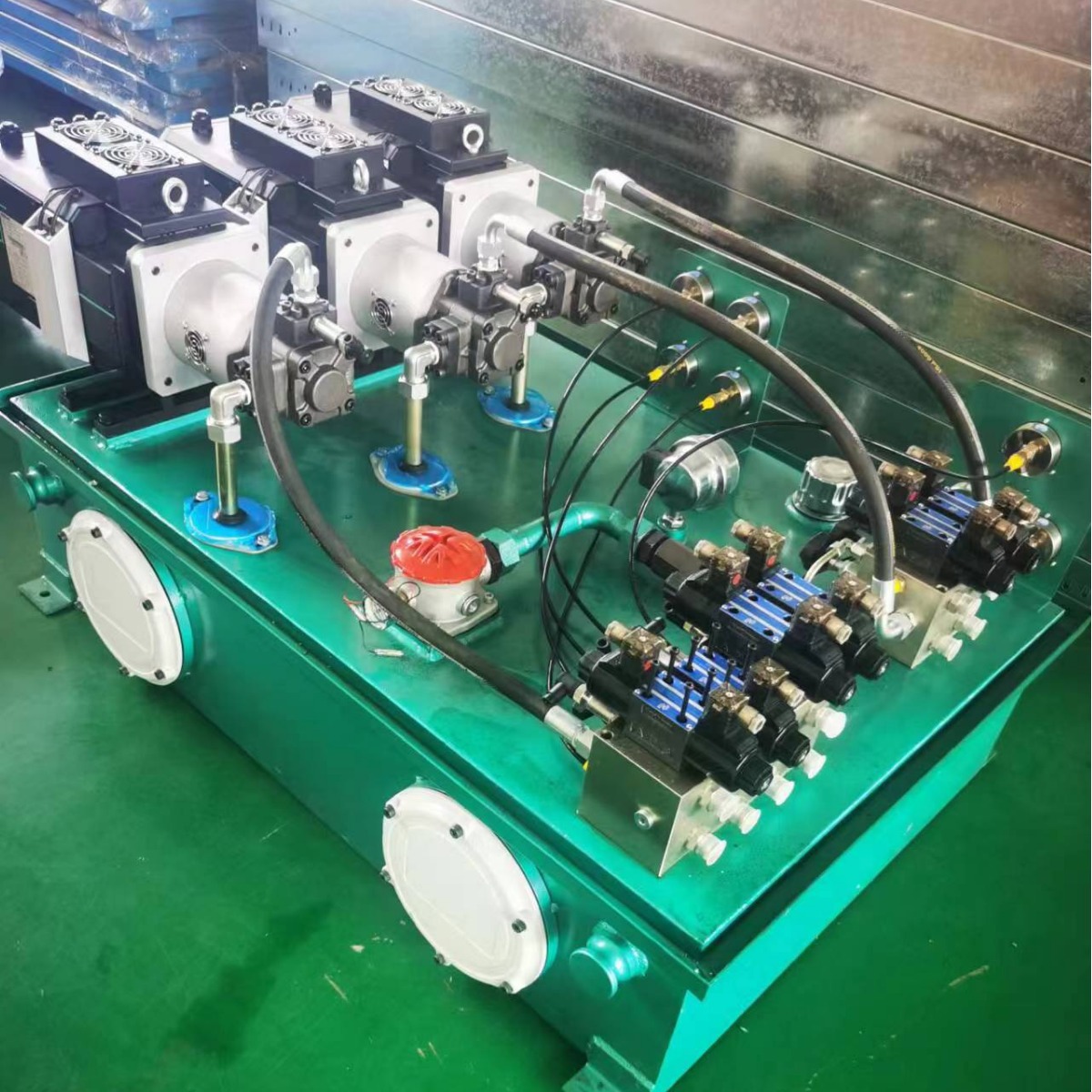 济南【厂家热销 】 数控机床 /冲孔机  各型号液压系统 、液压站