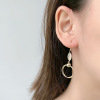 Design short trend earrings, Japanese and Korean, bright catchy style, light luxury style