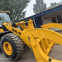 出口液压升降夹抱器 方形圆形纸卷全兼容 360度旋转夹抱机