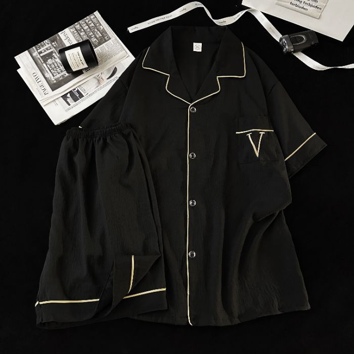 Pijamas de gasa de algodón de estilo explosivo en vivo para hombres de manga corta de verano, los estudiantes de dibujos animados casuales pueden usar trajes de servicio a domicilio