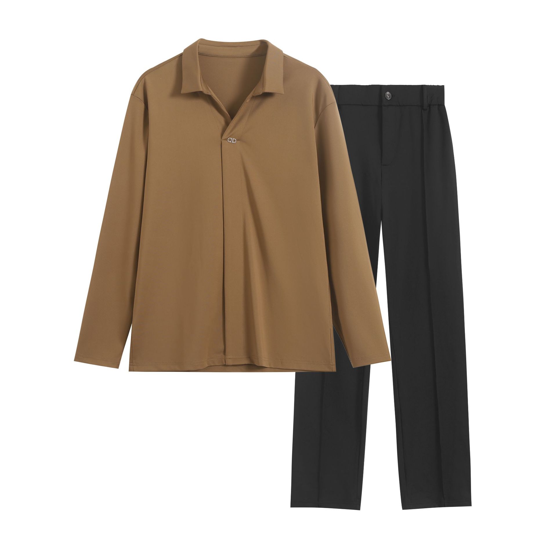 카키색 긴팔 슈트