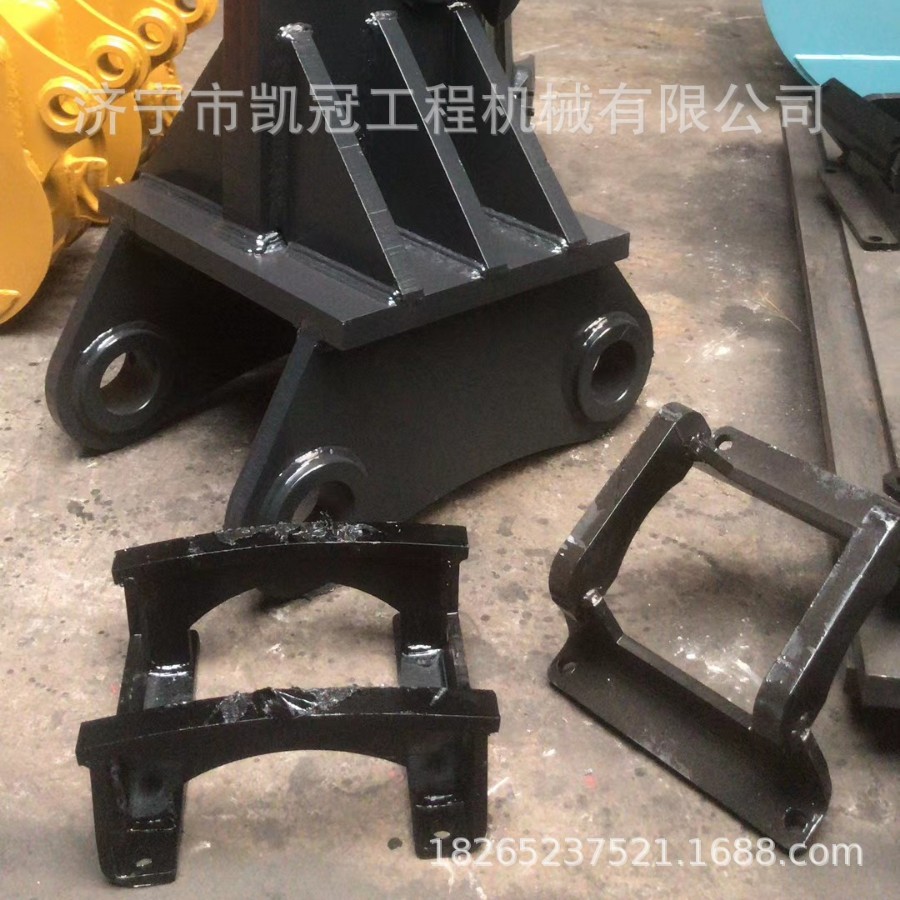 挖掘机斗齿挖斗柳工915C 923D 925D挖掘机侧刃耐磨件斗耳齿套齿根