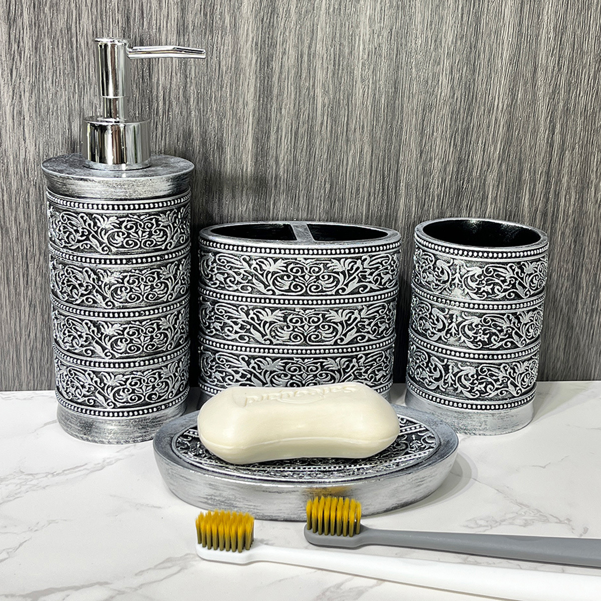 Juego de artículos de baño de hotel de lujo ligero, baño de cuatro piezas pintado con resina, habitación modelo, cepillo de dientes, taza, plato de jabón, decoración