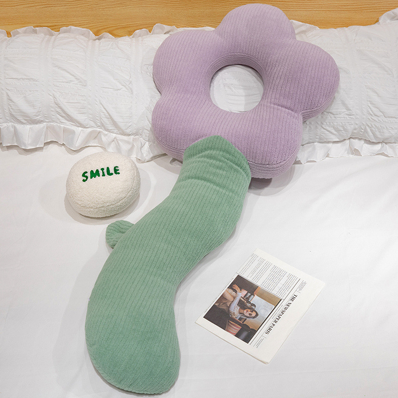 Almohada Larga en Forma de Flor de Peluche Suave para Cama y Dormitorio image 9