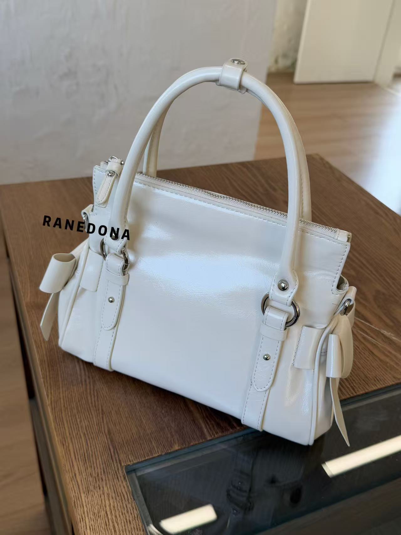 2026 New Bow Knot Motorcycle Bag Trendy Sweet Cool Handbag Large Capacity Commuter Shoulder Crossbody Bag For Women - Thumbnail 8