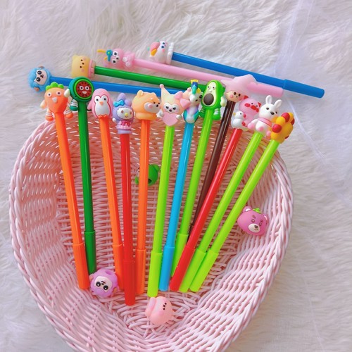 Cartoon cute unisex pen for students, 0.5mm black writing exam study stationery signature pen wholesale