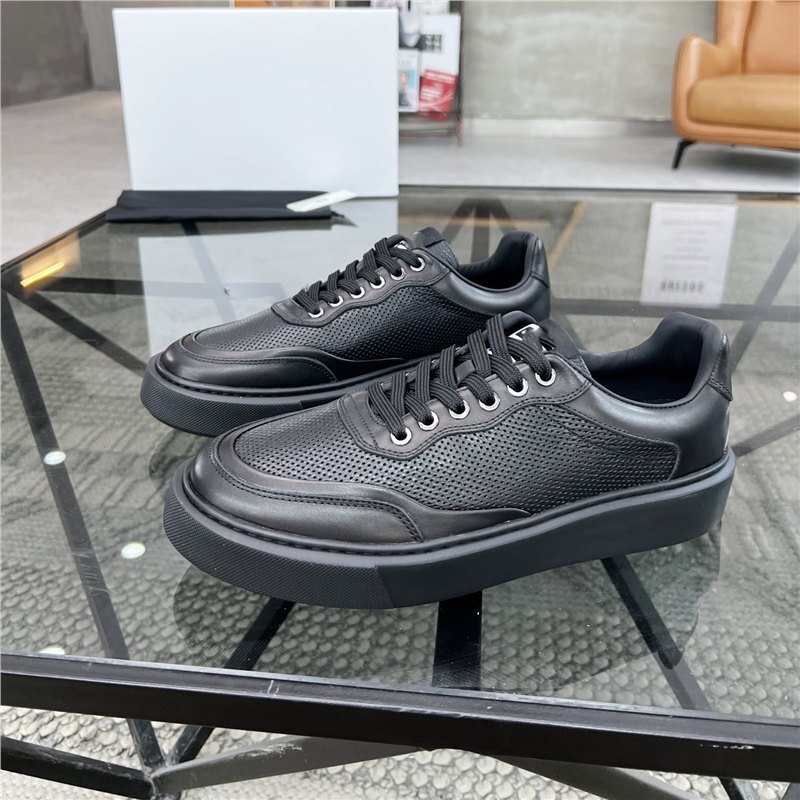 High-End New Genuine Leather Men's Thick-Soled Sports and Leisure Sneakers with Breathable Holes, Versatile, High-End, Fashionable and Trendy Men's Shoes High-End New Genuine Leather Men's Thick-Soled Sports and Leisure Sneakers with Breathable Holes, Versatile, High-End, Fashionable and Trendy Men's Shoes