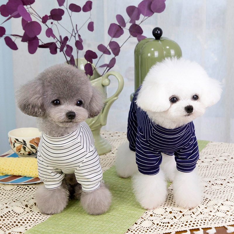 Primavera y verano perros rayas frescas etiqueta de tela coreana ropa de cuatro patas para perros pequeños y medianos gatos mascotas ropa de peluche