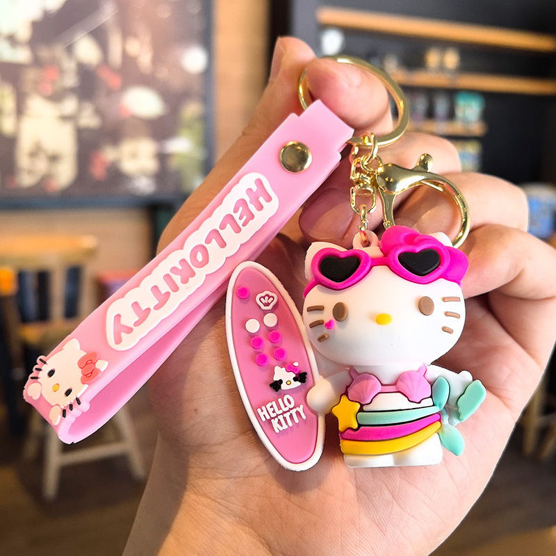 El llavero de Sanrio llavero, la muñeca colgante, la máquina de muñecas, tuiteó un pequeño regalo de menos de 10 yuanes.