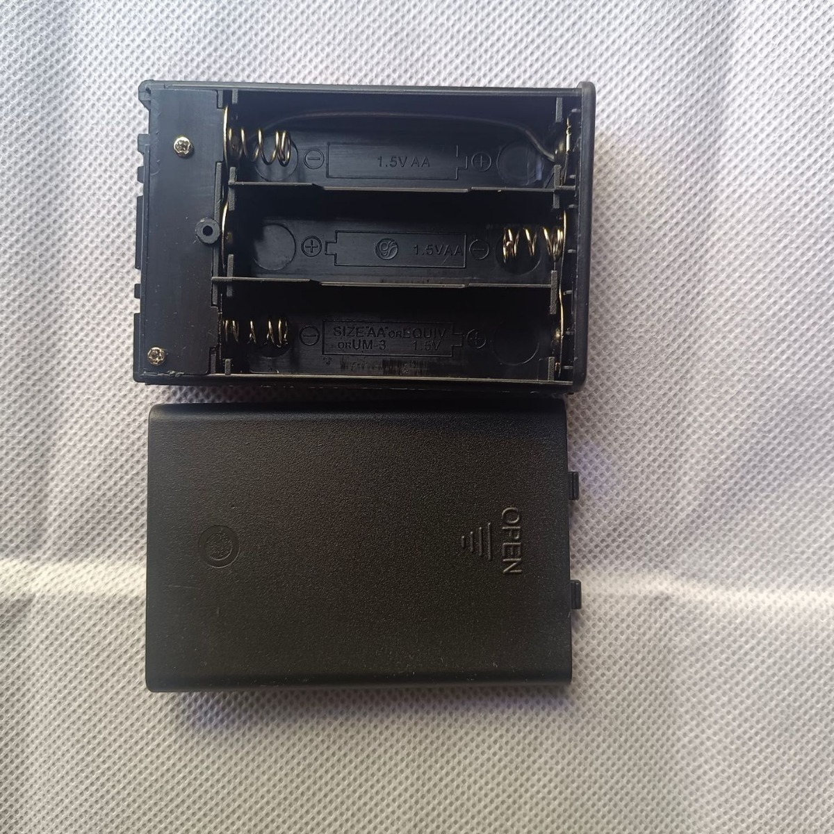 ������˹���Ȳ�Ʒ���4.5VDC��غ�3��5�ŵ�ص�غ�DC3.5�ӿ�