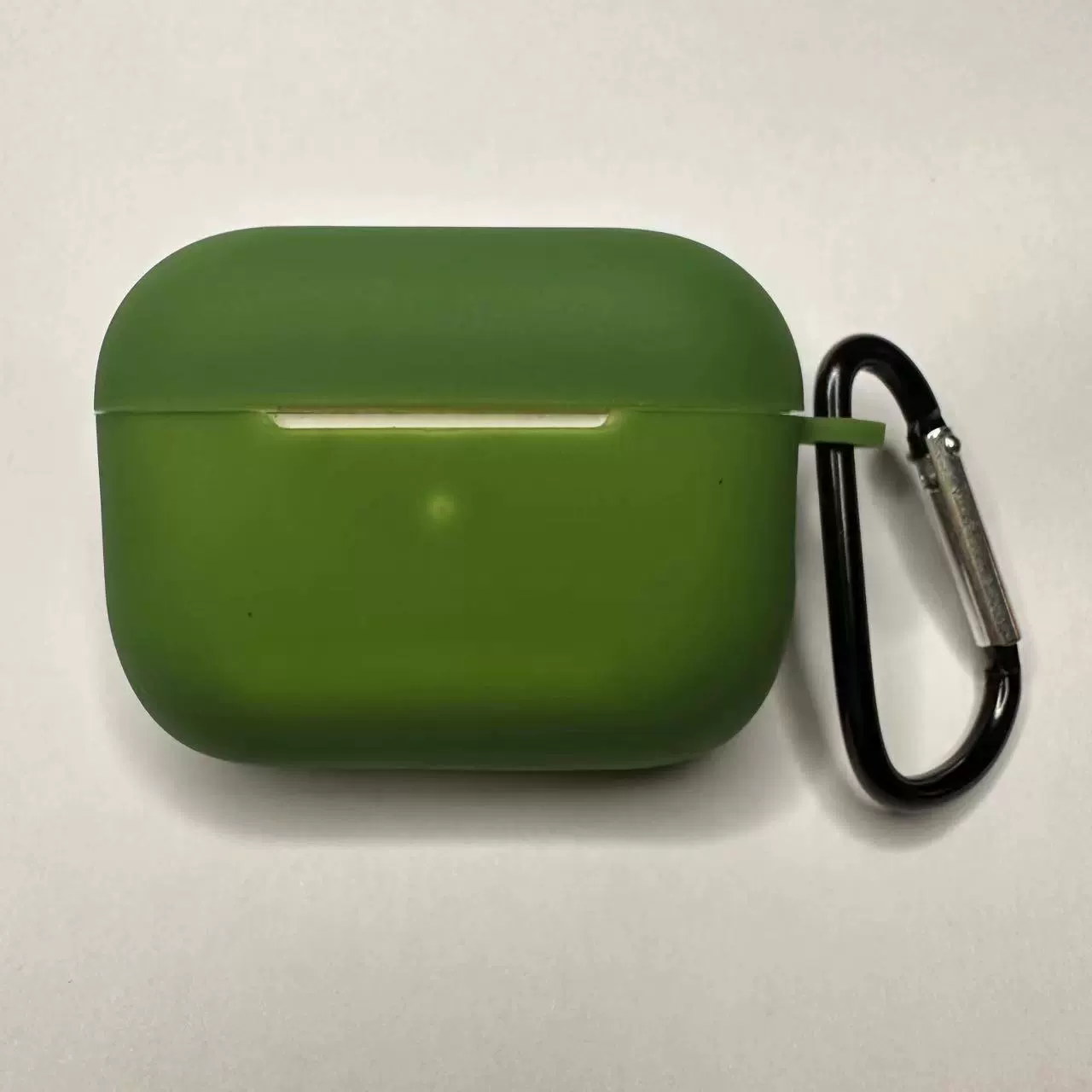 Силиконовый защитный чехол для Apple AirPods (1/2/3, Pro, Pro 2), цветной, с карабином/без карабина