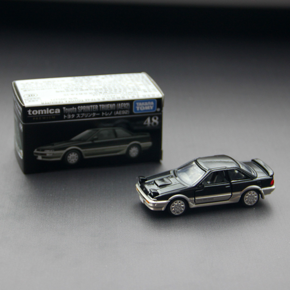 TP48 トヨタ AE92 スポーツカー 995371