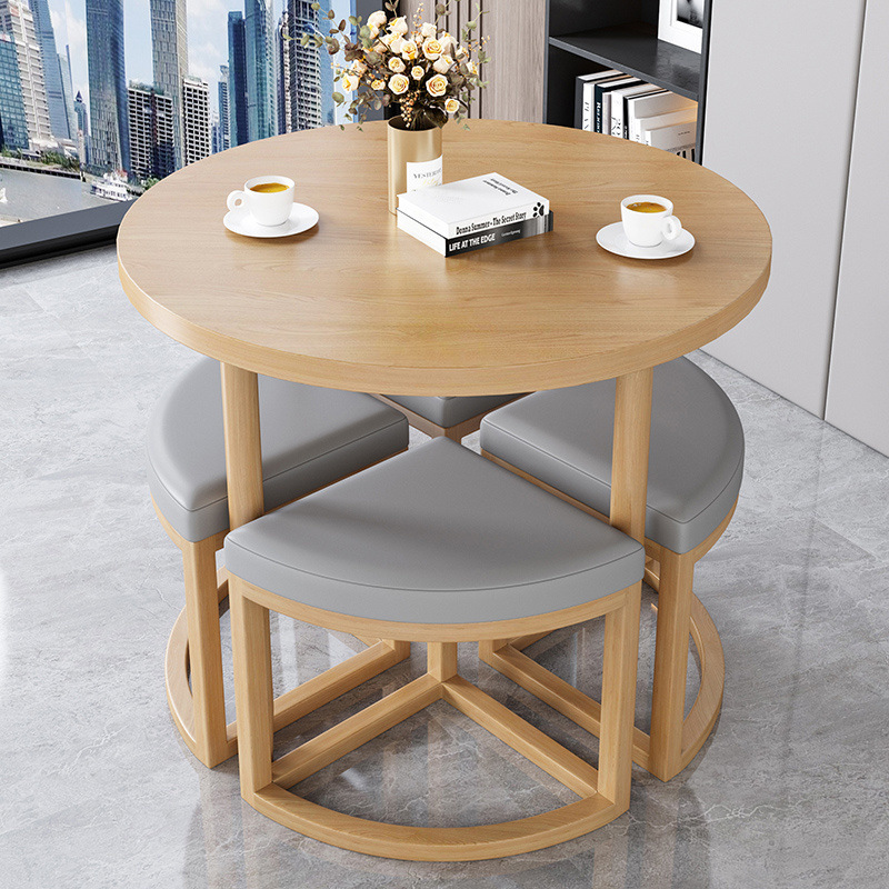 Taburete de cuero gris + mesa de madera