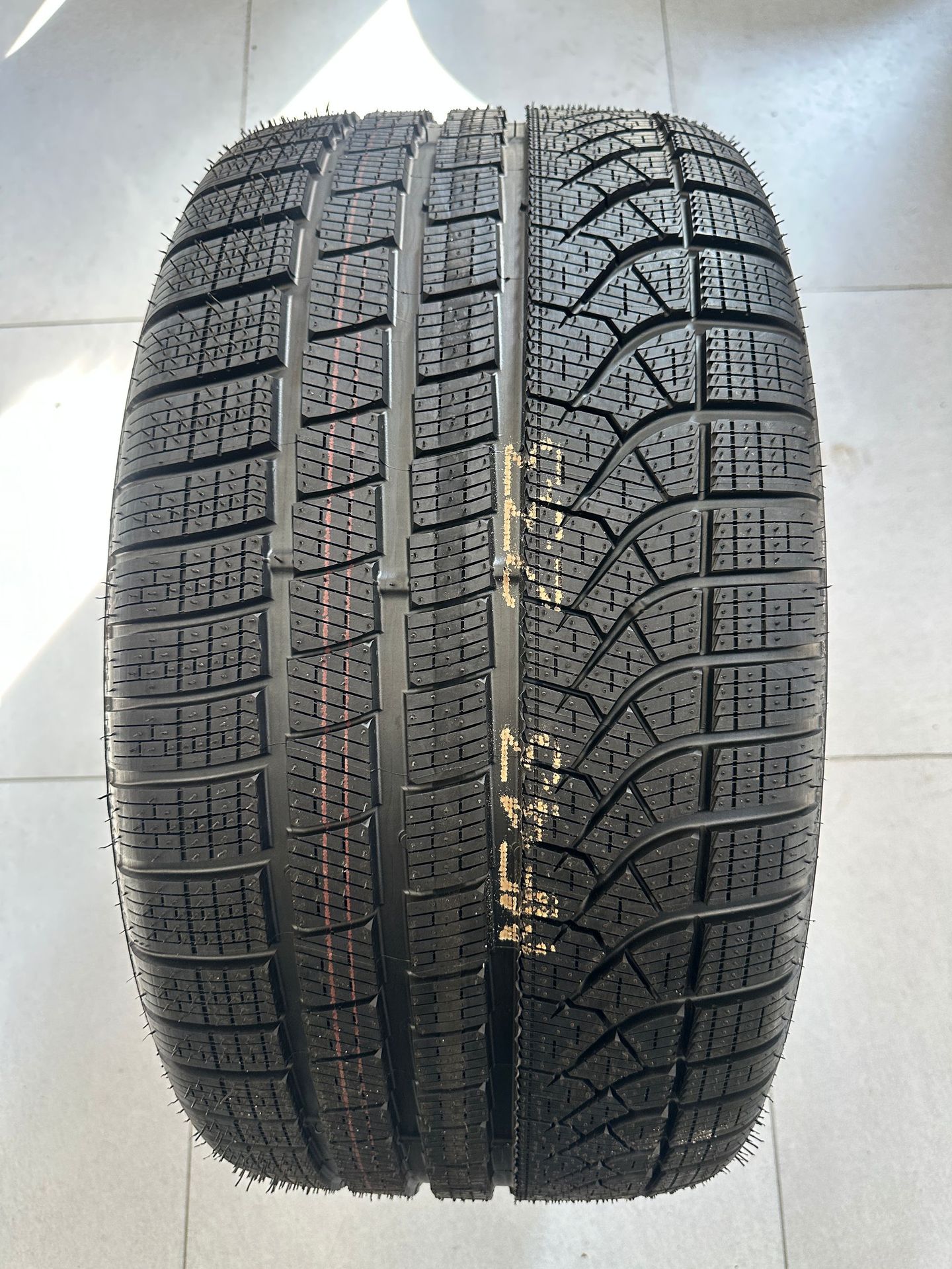 Pirelli German Imported Snow Tires 255/40R21 285/35R21 *Ma 7 Series X3 and Other Models Original Factory