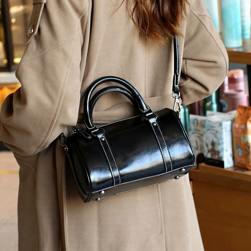 Leather shoulder bag, pillow, genuine leather, high-end