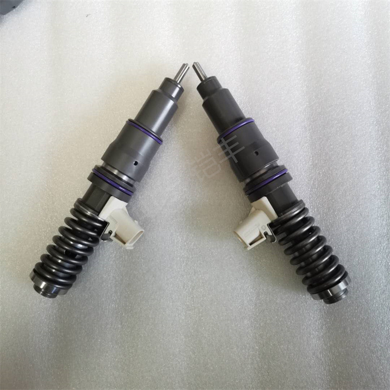 喷油器BEBE4C11001 3827030喷油嘴3840043 03840043 00889498