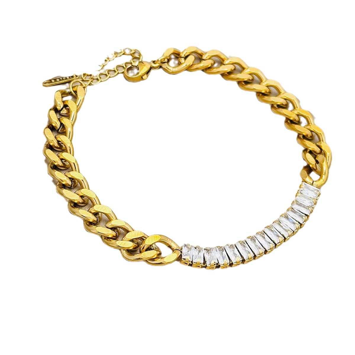 Diamantes brillantes transfronterizos geométricos transfronterizos de moda europea y americana temperamento ligero joyas de lujo mujeres no desvanecen pulseras europeas y estadounidenses exquisitas