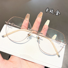 ����С����ͬ������޿��۾�����Ů��ʯ�б߷��������ճ�����ױ��