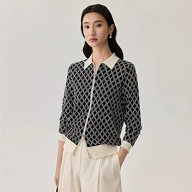 女式针织衫;女式T恤;女式羊毛衫