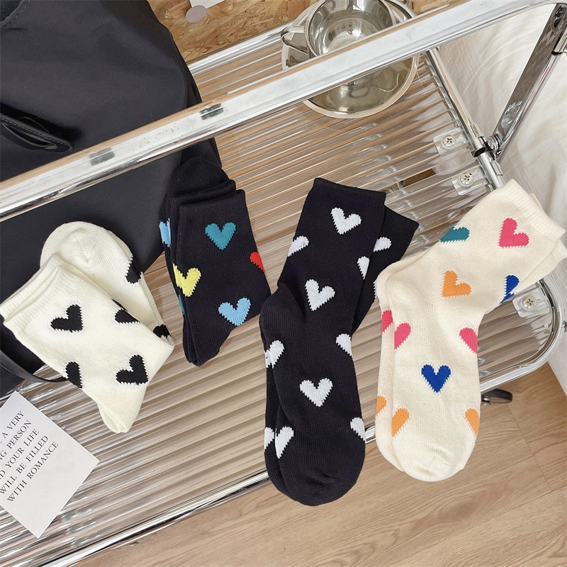 Unisex Japanischer Stil Süss Herzform Baumwolle Crew Socken Ein Paar display picture 10