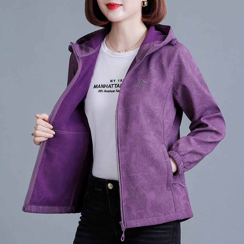 Soft Shell Jacket Women's Jacket Windbreaker 2025 Autum New Velvet Warm Hooded Autum and Winter Short Large Size Top