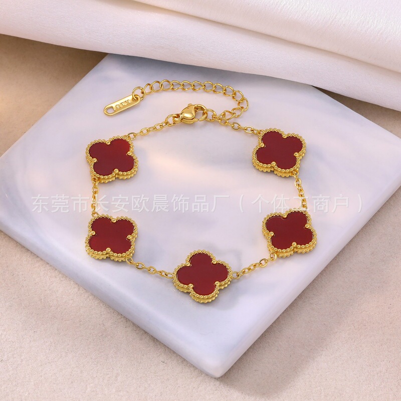 Four-Leaf Clover 15mm Five-Leaf Bracelet for Women, Double-Sided New Trendy Titanium Steel Non-Fading Jewelry with a Fresh Design Four-Leaf Clover 15mm Five-Leaf Bracelet for Women, Double-Sided New Trendy Titanium Steel Non-Fading Jewelry with a Fresh Design