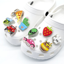���п�LED����Ь�����Ʒ������DIY���οɲ�жЬ��С��Ʒװ��Ь��