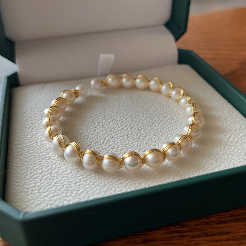 Fashion Round Pearl Beaded Handmade Bracelets 1 Piece