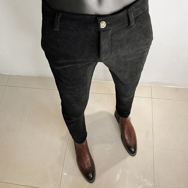 Pantalones de pana elásticos de corte ajustado estilo coreano para hombre, nueva moda casual de negocios para otoño/invierno 2025.
