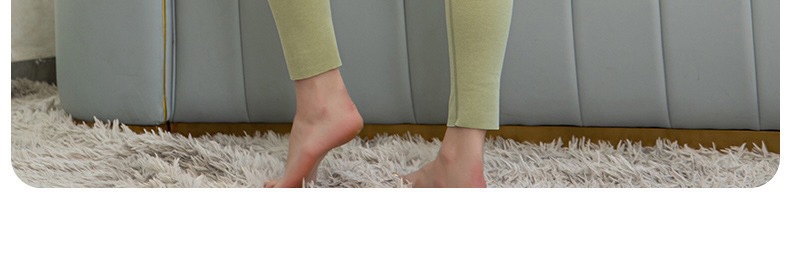 A seamless German fleece thermal underwear one-piece self-heating set for women, with a base layer of long sleeves and thick fleece pic 28