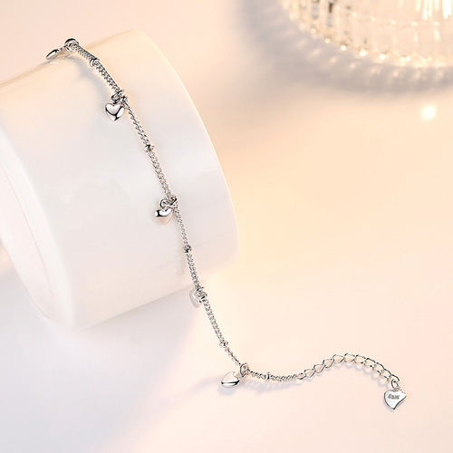 Japanese and Korean version of new silver-plated hand jewelry creative bracelet wholesale women's fashion heart-shaped heart-shaped rhinestone love bracelet
