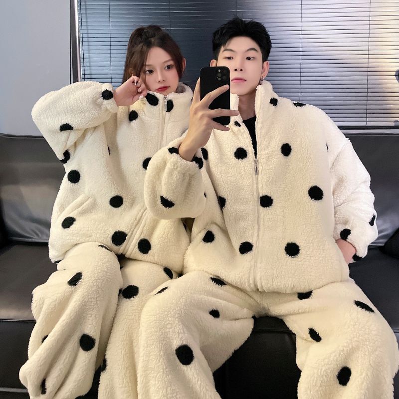 Plus Size Polka Dot Pajamas Women's Autumn and Winter Couple Flannel Home Clothes Coral Fleece fleece-lined Zipper Warm suit Plus Size Polka Dot Pajamas Women's Autumn and Winter Couple Flannel Home Clothes Coral Fleece fleece-lined Zipper Warm suit