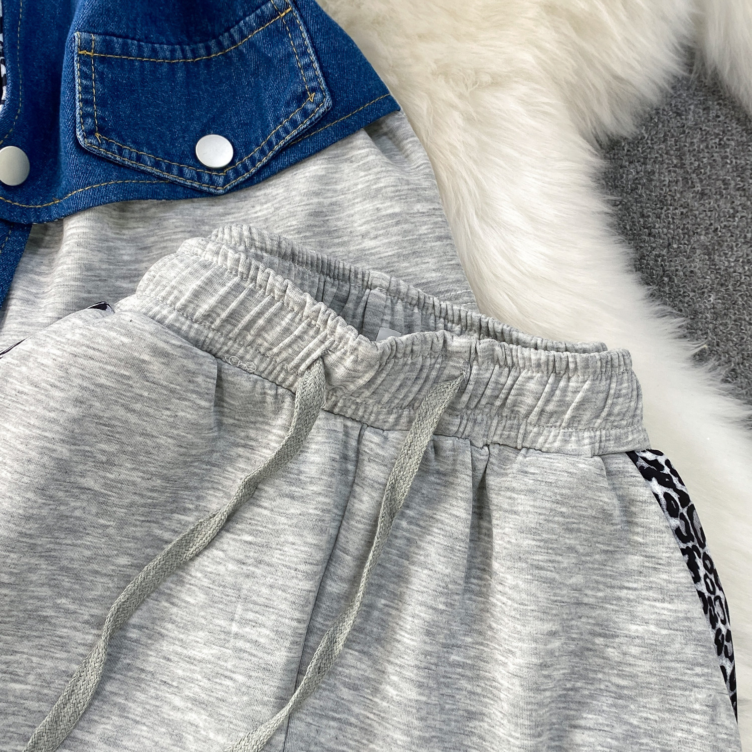 Women's Two Piece Set Denim Short Sleeved Top High-Waisted Slim Straight Leg Pants Fashion Slimming Wide Leg_ecoleips.com