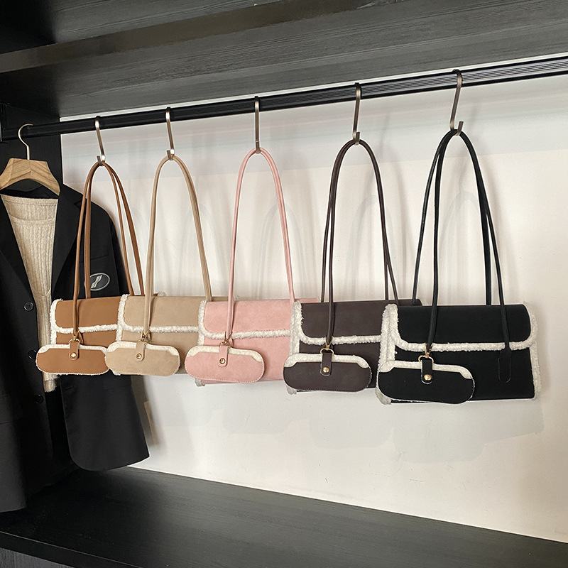 Borsa a tracolla piccola e quadrata, versatile e dal design retrò di nicchia, con un tocco di eleganza, stile college, da donna, capiente e con inserti._voghion.com