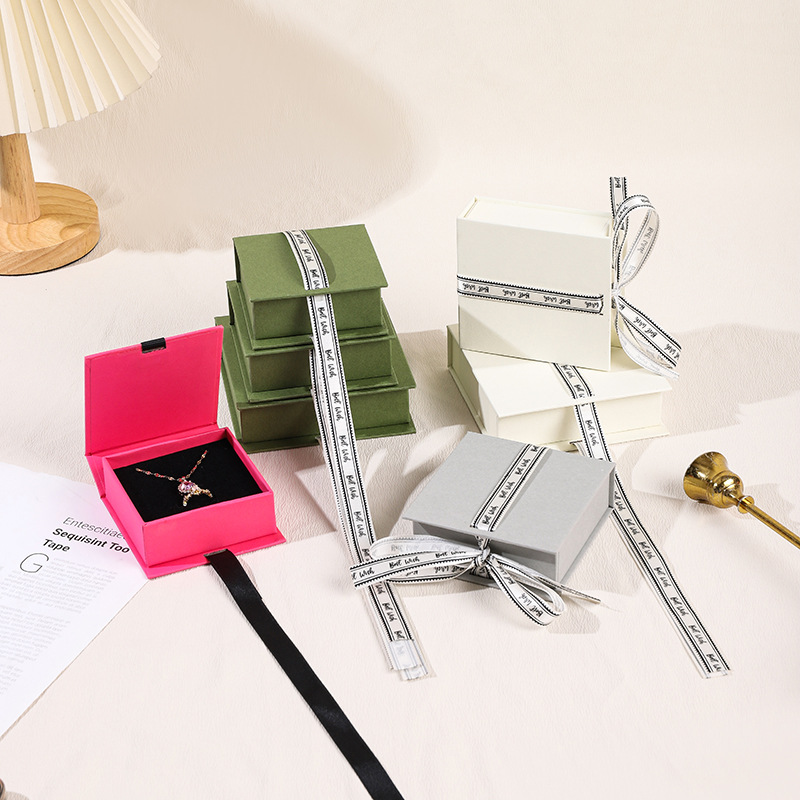 定制双开丝带磁铁翻盖盒精美丝带盒翻盖首饰盒戒指手表项链耳环礼