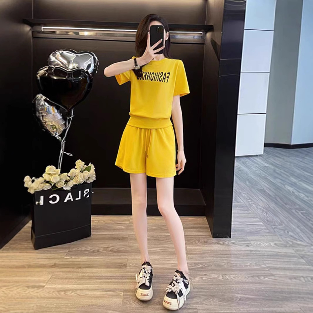 패셔너블한 캐주얼 반바지, 운동복, 여성용 피트니스 슈트, 여름 신상 슬리밍 반팔, 연령 감소, 외국 스타일 투피스 세트