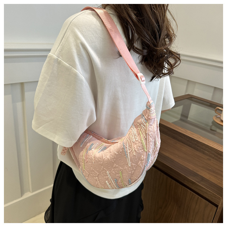 The new 2024 fashionable canvas versatile dumpling bag, a simple and stylish single-shoulder bag for commuting ladies with a high level of appearance undefined