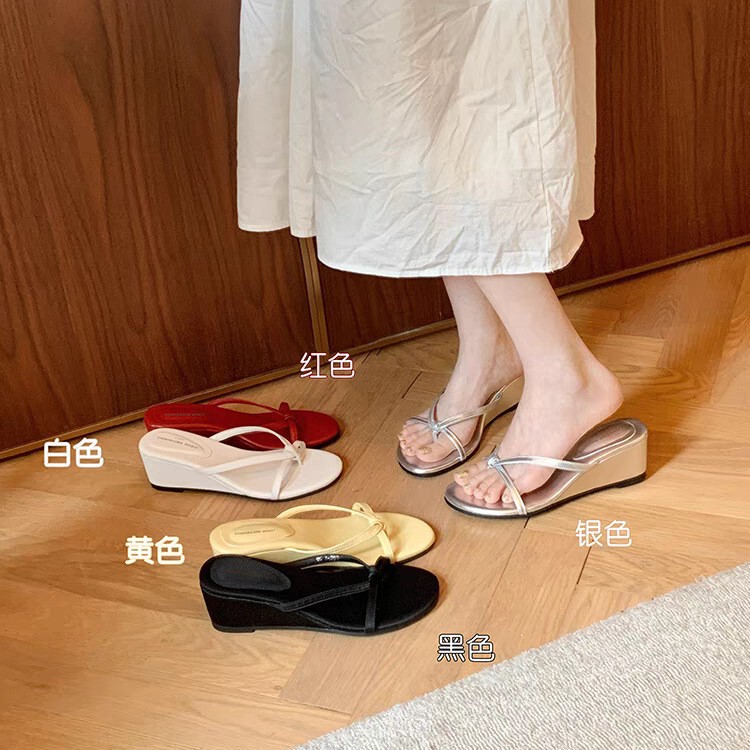 Grape Mom's Same Style, 6cm Heel Height~ French-Style Thong-Toe Fairy-Style Outdoor Wear Thin-Strap Wedge Slippers