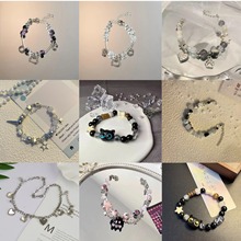 2025年爆款夜市摆地摊景区手串手链热卖货源批发新中式蜜串珠手饰