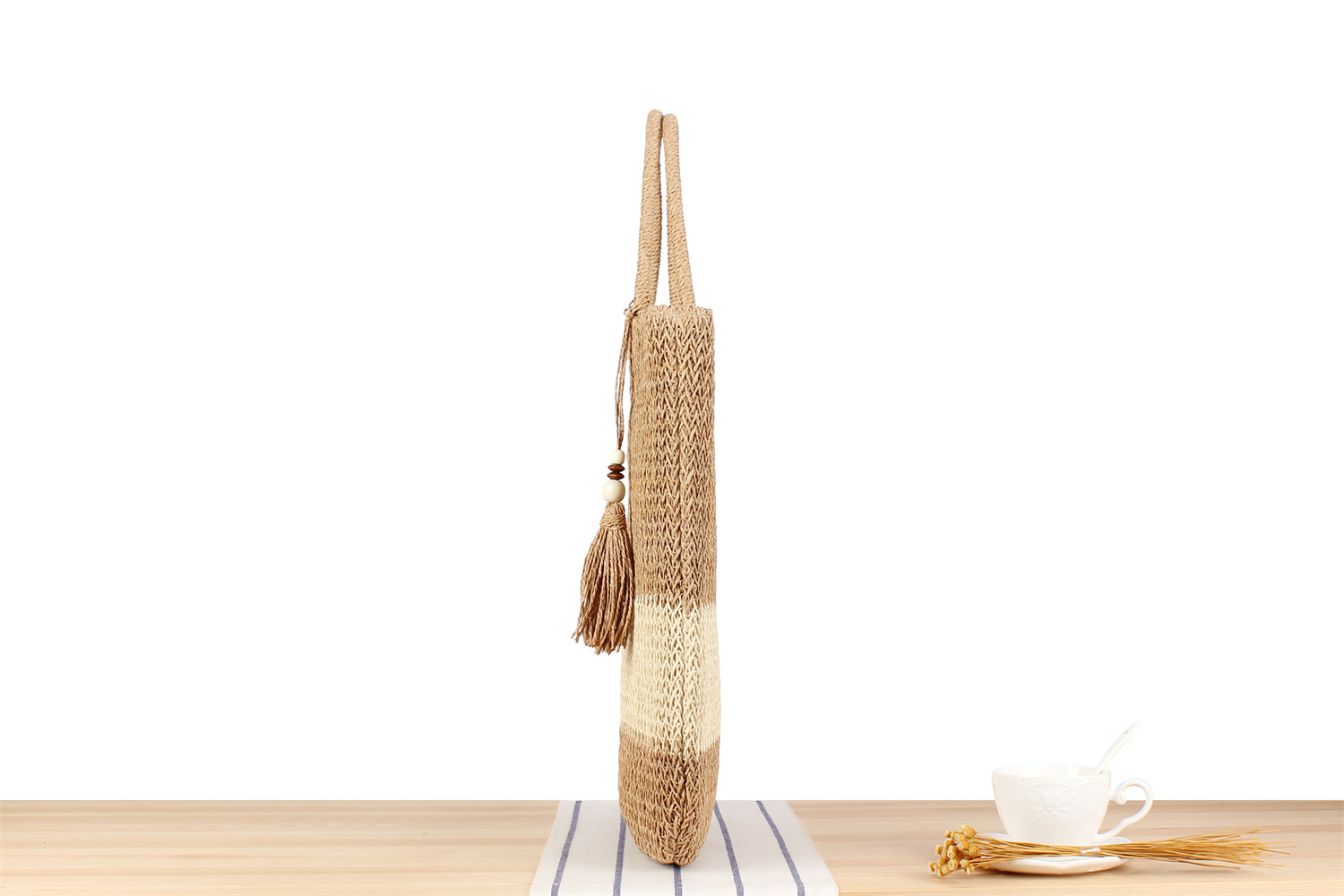 New Styles of Handbags 2024, Woven Bags for Summer Seaside Travel, New Versatile Large-capacity Tote Bags, Fashionable and Popular Women's Bags._voghion.com