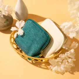 首饰包装;饰品展示架;首饰箱