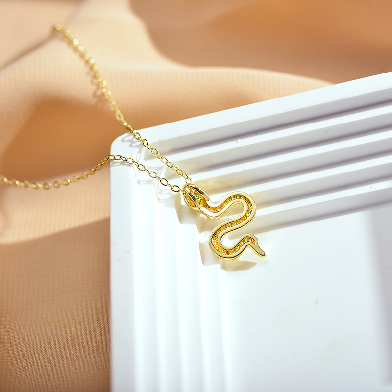 Casual Snake Copper Gold Plated Artificial Rhinestones Pendant Necklace 1 Piece