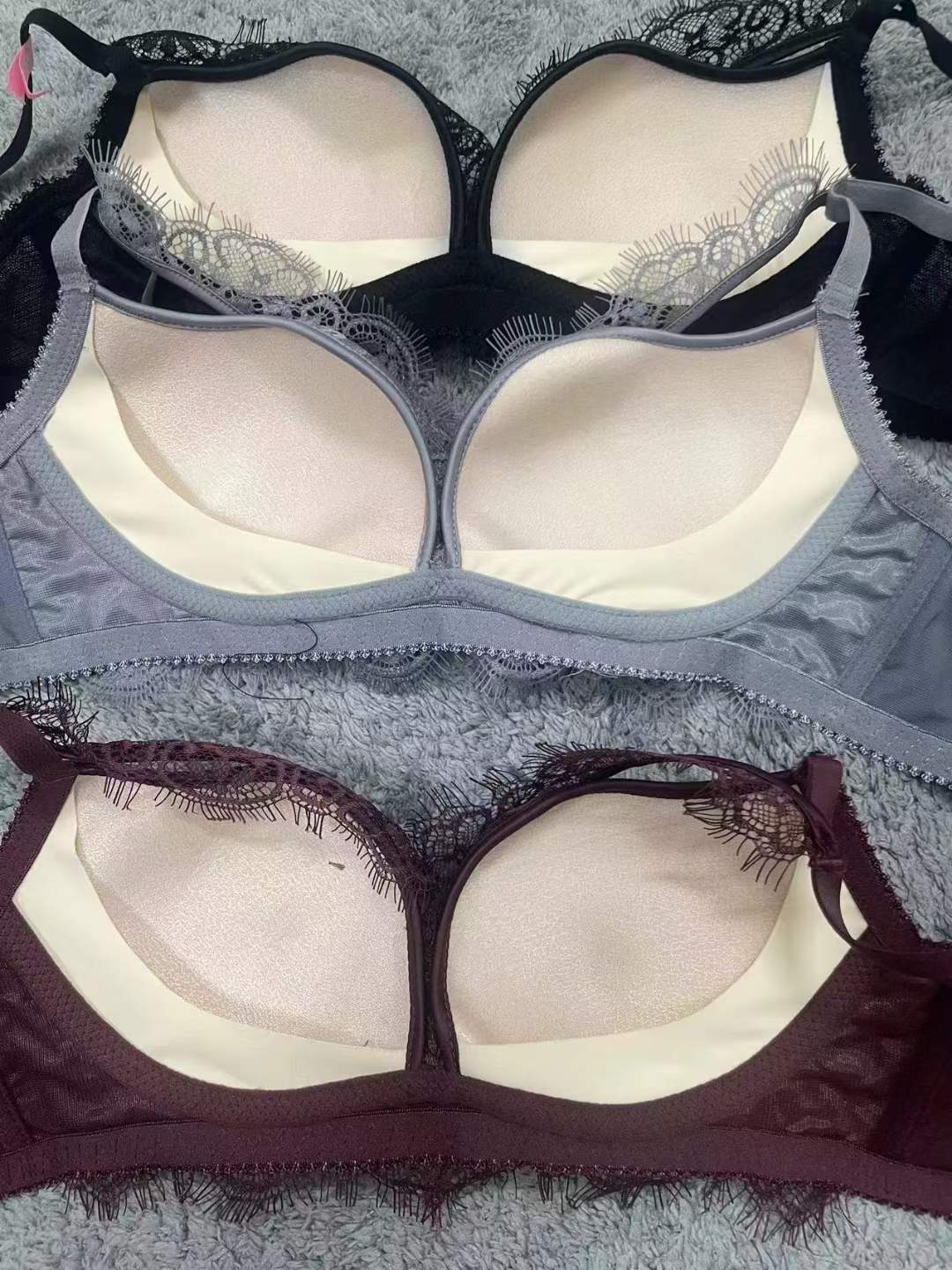 Nuevo sujetador inalámbrico moda Jacquard de encaje transpirable cómodo clásico cuatro breasted ropa interior para las mujeres al por mayor
