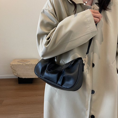 Underarm bag for women  summer new unpopular design single shoulder crossbody bag for women casual stylish small square bag for women