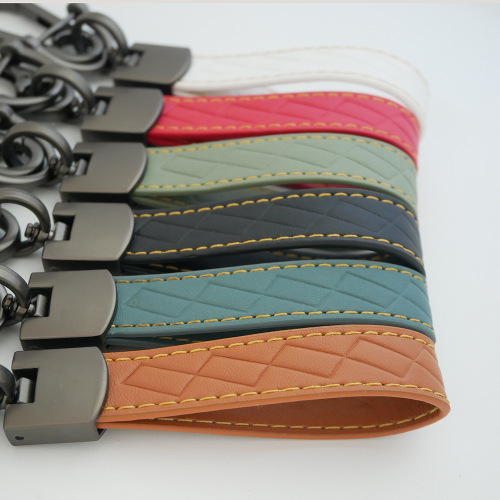  new car key chain pendant leather car metal key chain pendant waist hanging key chain wholesale