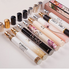 �羳Ʒ��ͬ����Ůʿԇ����ˮ35ml�־�����Խ�����ܱ�yС�ӵ���ˮ