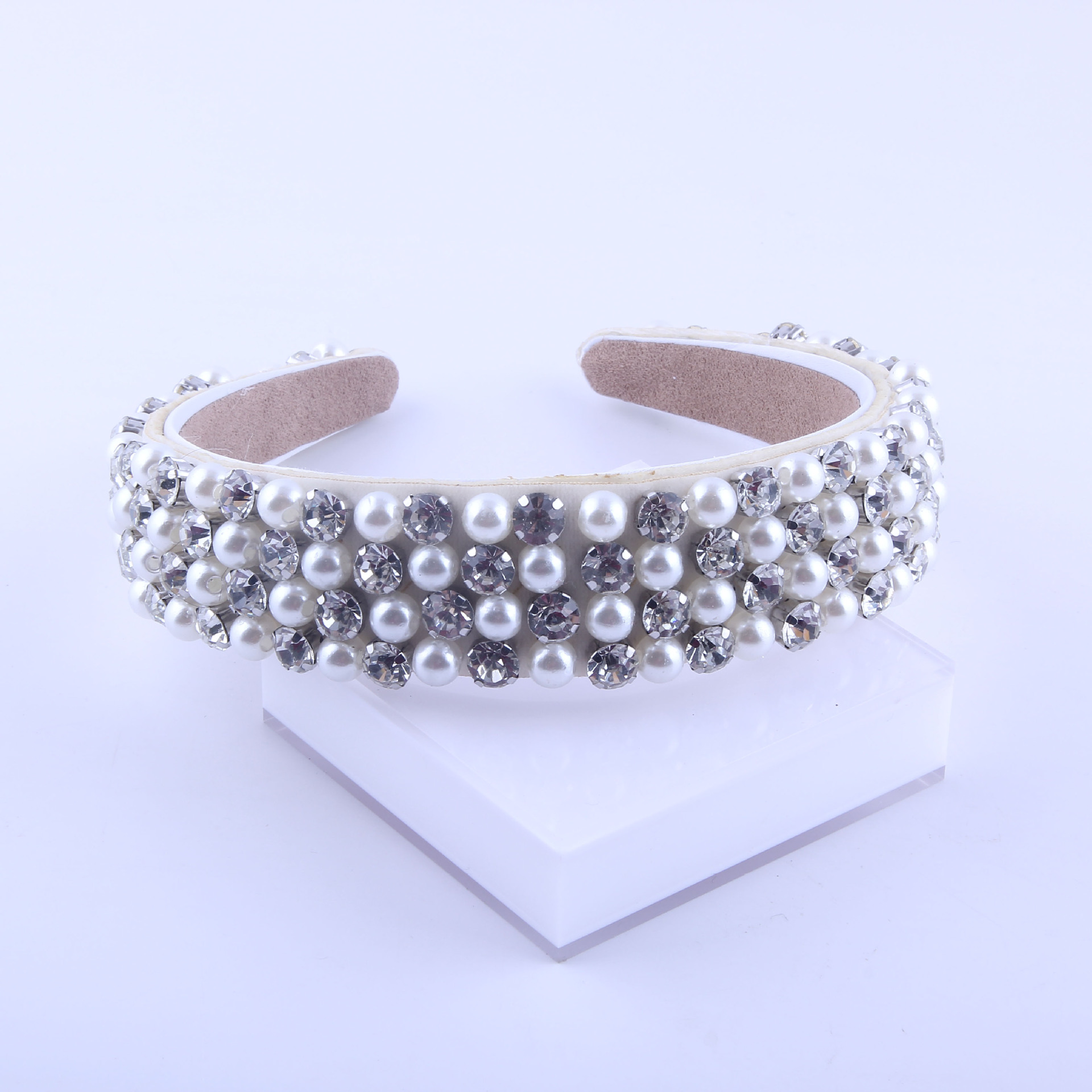New Fashion Barock Perle Geometrisches Stirnband display picture 1