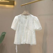 甜美纯色镂空圆领泡泡袖衬衫女2024夏季新款时尚气质减龄清新小衫